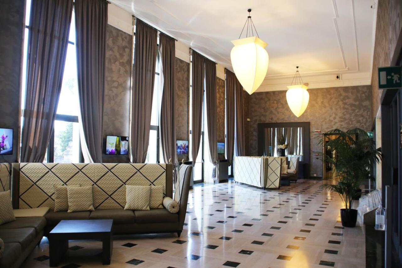Th - Carpegna Palace 4* Rom